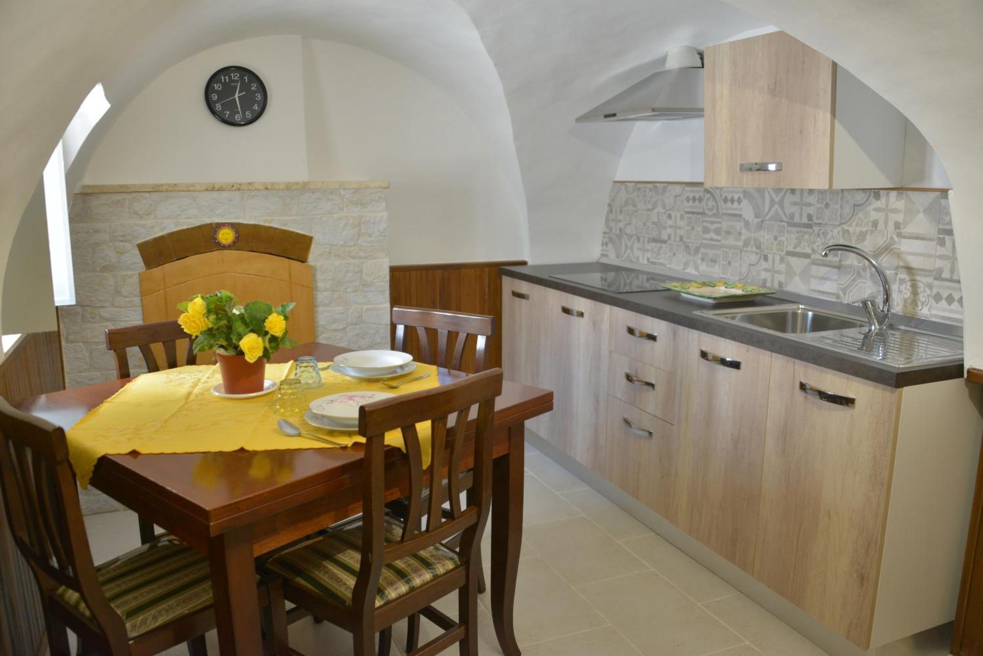 Le Nicchie Ostuni Villa Luaran gambar