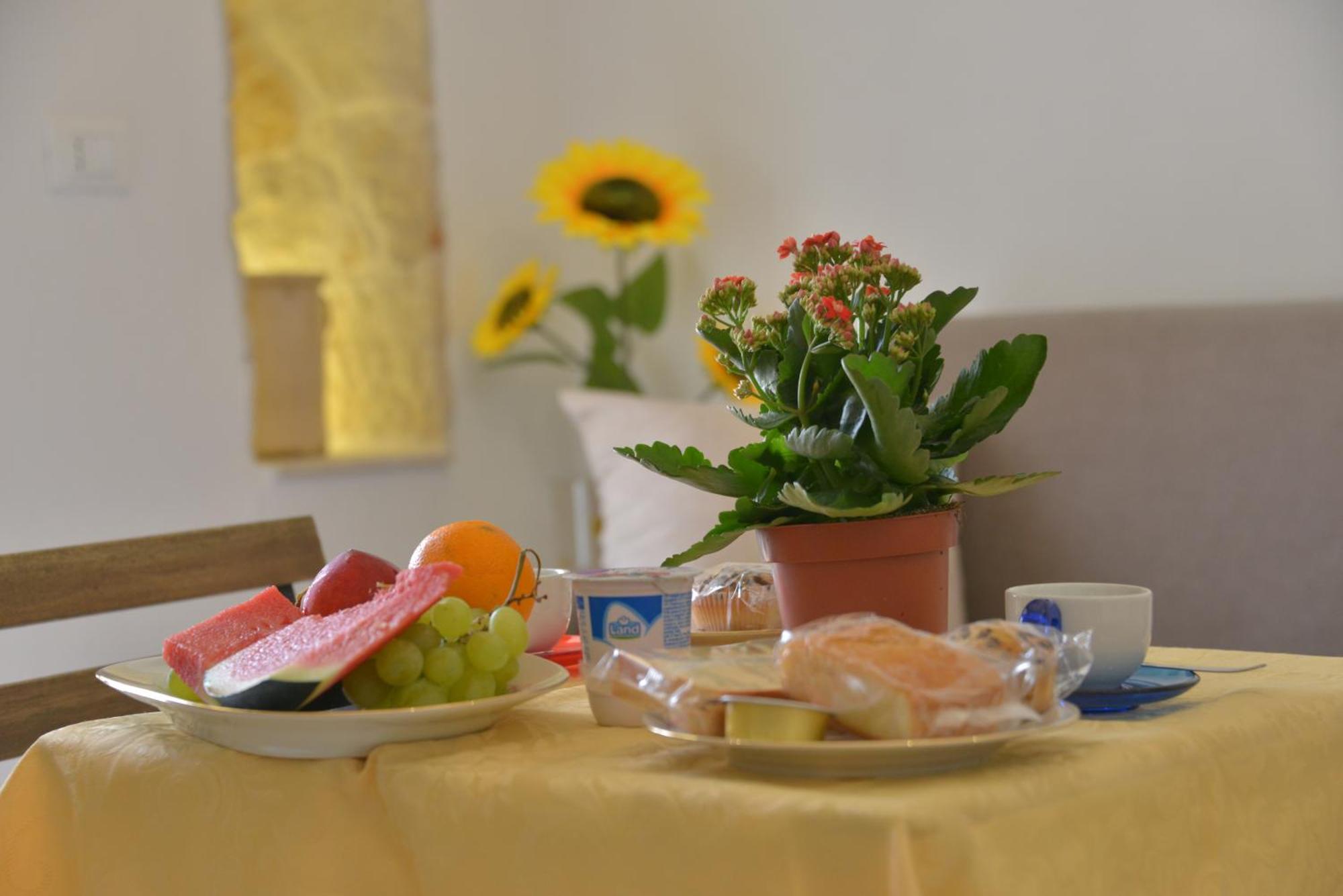 Le Nicchie Ostuni Villa Luaran gambar